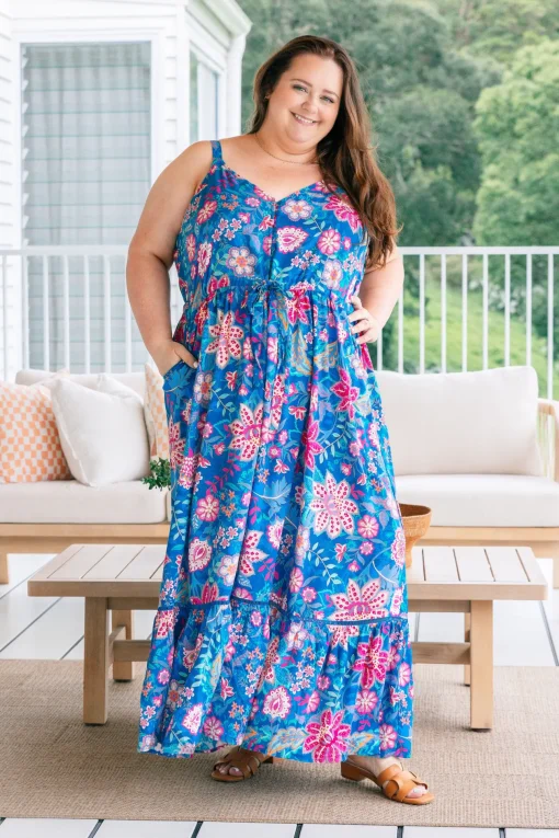 April Maxi Dress in Paisley Floral