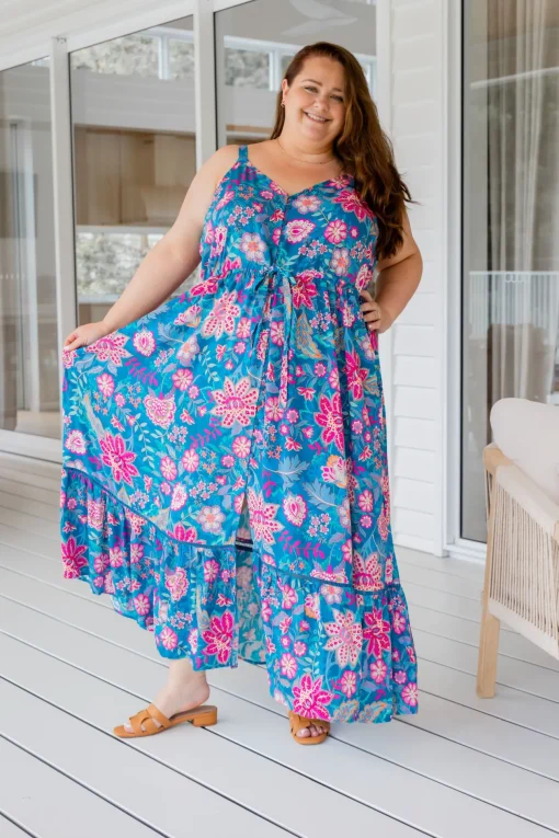 April Maxi Dress in Paisley Floral