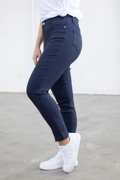 Austin Ultra Stretch Jean Pants in Navy