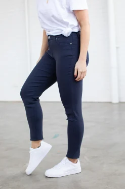 Austin Ultra Stretch Jean Pants in Navy