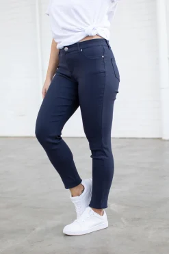 Austin Ultra Stretch Jean Pants in Navy