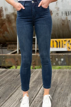 Billie Jeans in Dark Blue