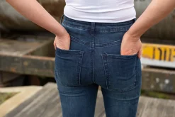 Billie Jeans in Dark Blue
