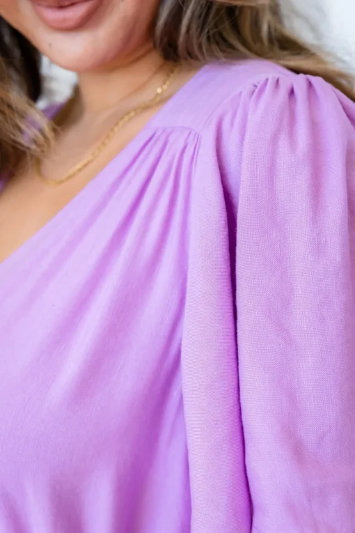 Bonnie Linen Blend Dress in Berry