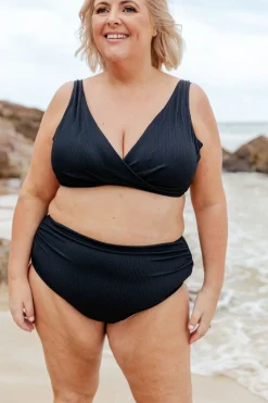 Burleigh Bikini Top in Black