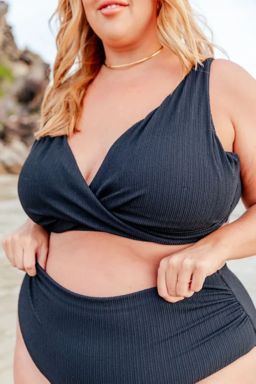 Burleigh Bikini Top in Black
