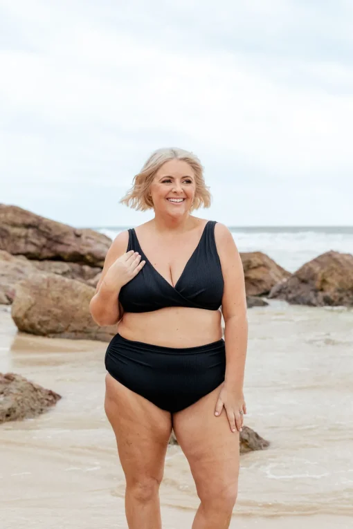 Burleigh Bikini Top in Black