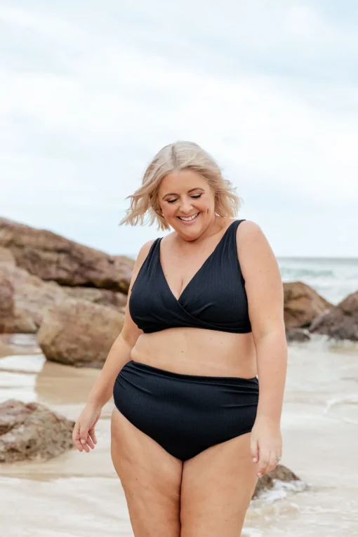 Burleigh Bikini Top in Black