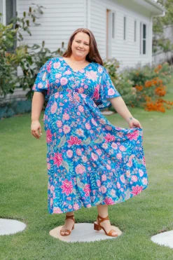 Charlize Maxi Dress in Paisley Floral