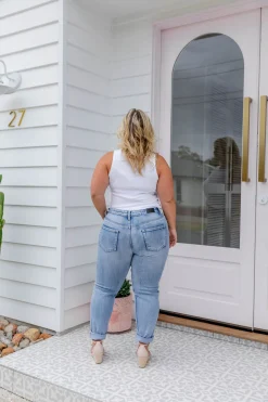 Cruz Jeans
