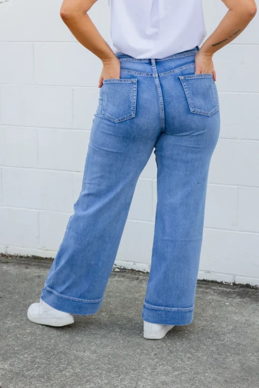 Elton High Waisted Retro Jeans