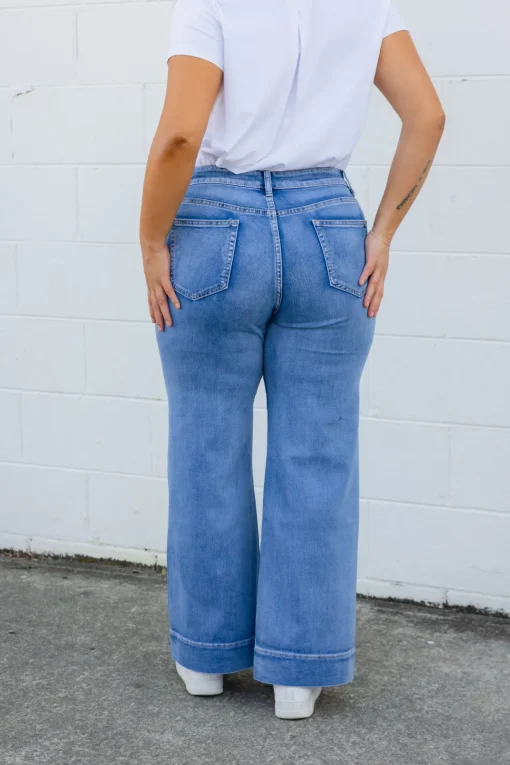 Elton High Waisted Retro Jeans