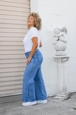 Elton High Waisted Retro Jeans
