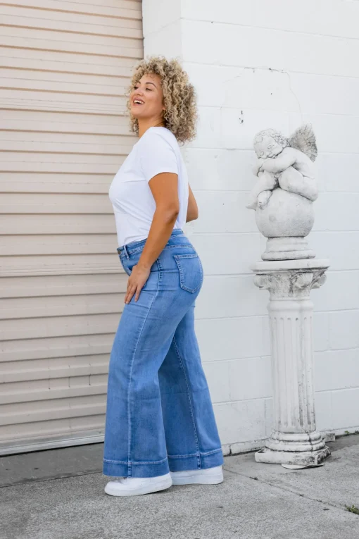 Elton High Waisted Retro Jeans