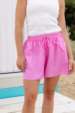 Harlow Linen Blend Shorts in Berry