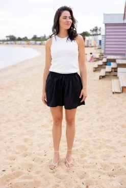 Harlow Linen Blend Shorts in Black