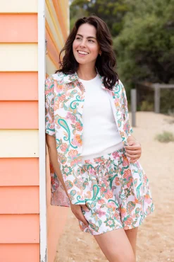 Harlow Linen Blend Shorts in Shay Paisley