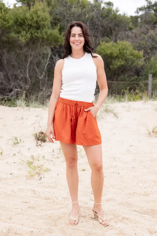 Harlow Linen Blend Shorts in Rust