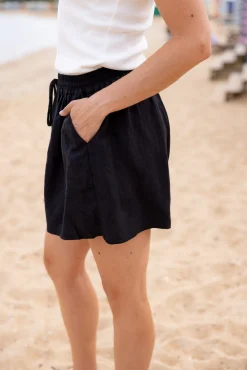 Harlow Linen Blend Shorts in Black