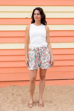 Harlow Linen Blend Shorts in Shay Paisley