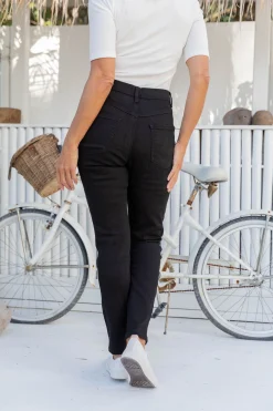 Henry Jeans