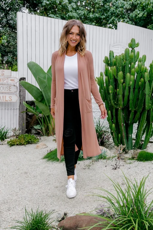 Jane Cardigan in Latte