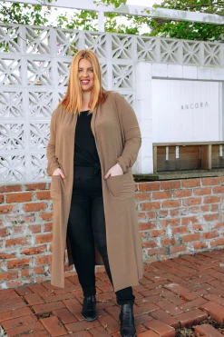 Jane Cardigan in Mocha