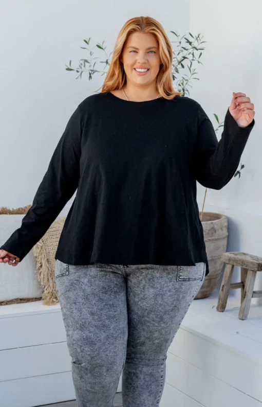 Kendall Long Sleeve Basic Top in Black