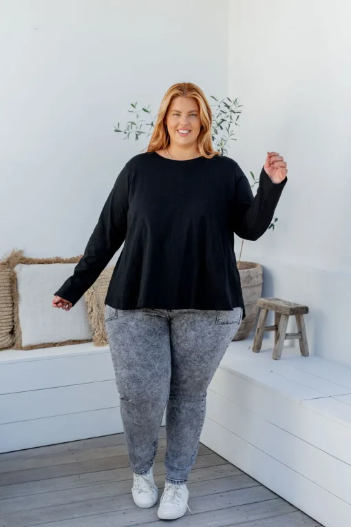 Kendall Long Sleeve Basic Top in Black