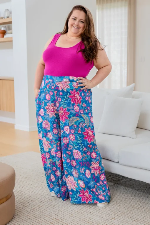 Larsa Pants in Paisley Floral