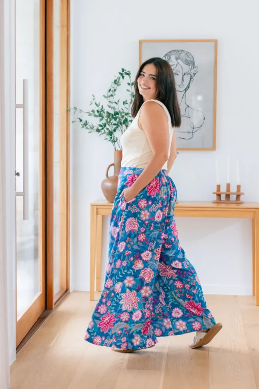 Larsa Pants in Paisley Floral