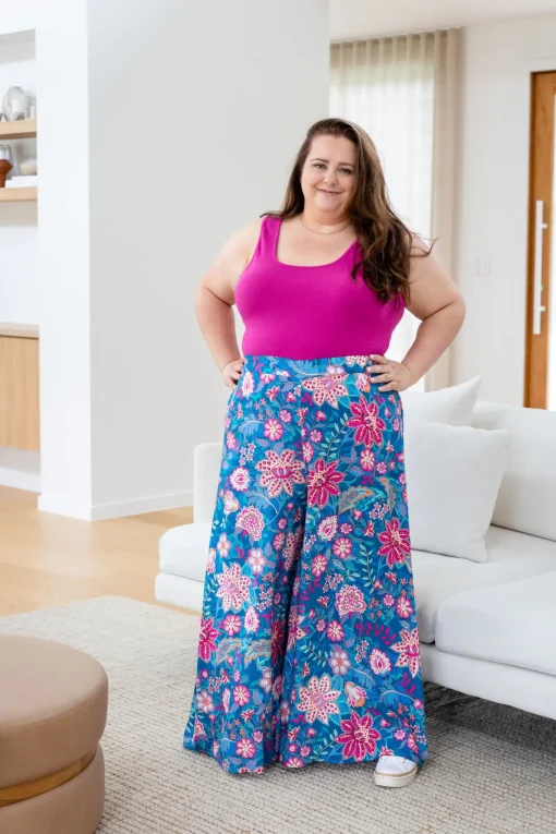 Larsa Pants in Paisley Floral