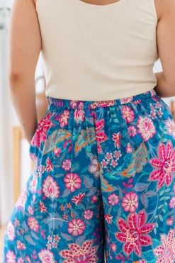Larsa Pants in Paisley Floral
