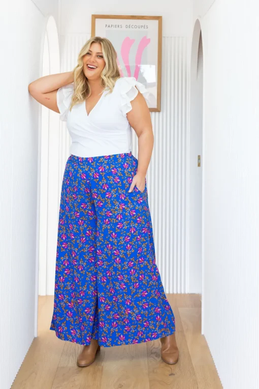 Larsa Pants in Winter Blooms
