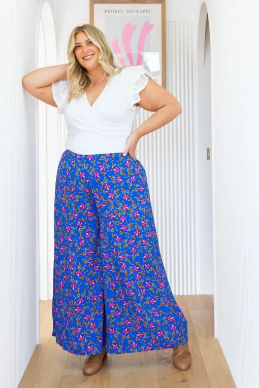 Larsa Pants in Winter Blooms