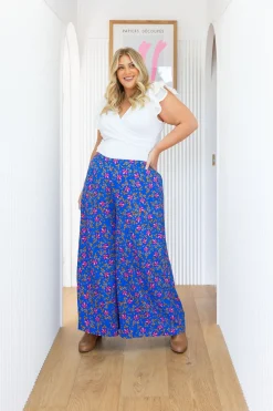 Larsa Pants in Winter Blooms