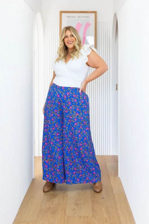 Larsa Pants in Winter Blooms