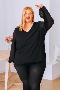 Layla Long Sleeved Top in Black