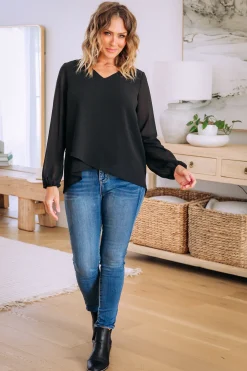 Layla Long Sleeved Top in Black