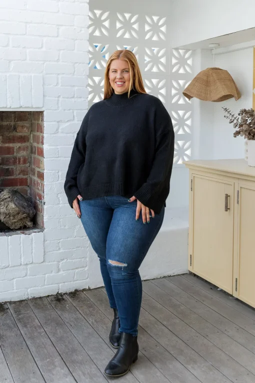 Liana Knit in Black