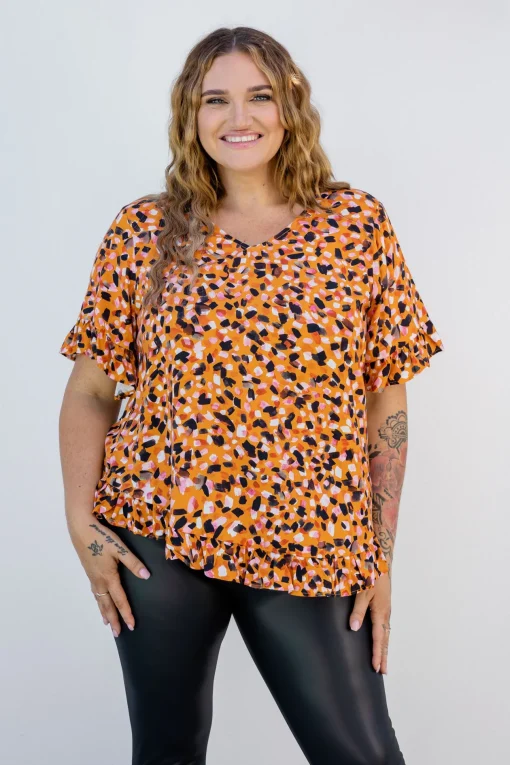 Natalie Frill Top in Brown Fleck
