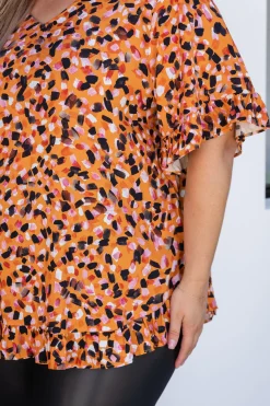 Natalie Frill Top in Brown Fleck