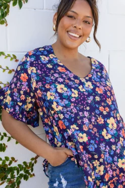Natalie Top in Posie