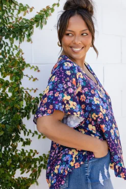 Natalie Top in Posie