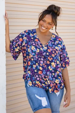 Natalie Top in Posie