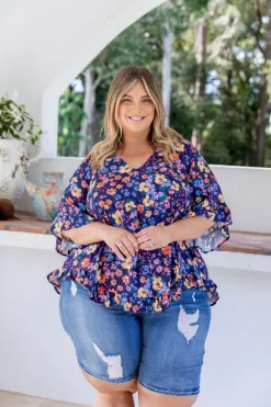 Natalie Top in Posie