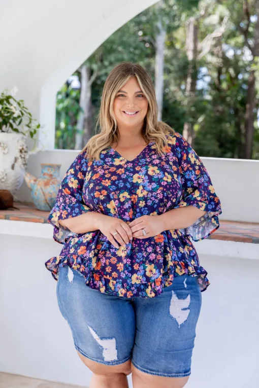 Natalie Top in Posie