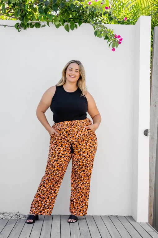 Nora Tassel Tie Pants in Brown Fleck