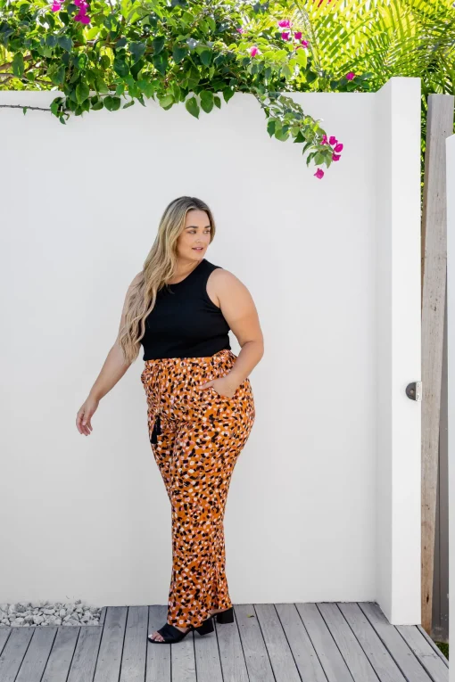 Nora Tassel Tie Pants in Brown Fleck