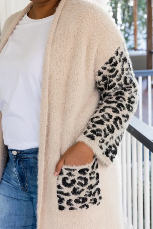 Oakland Leopard Cardigan in Beige